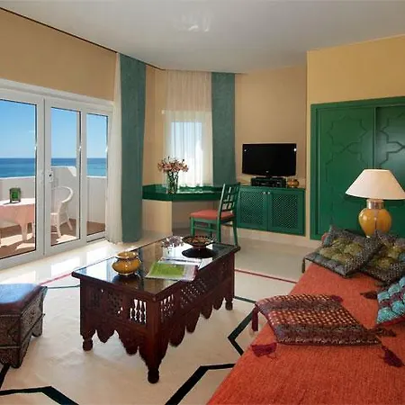 Esmeralda Villa Lagos